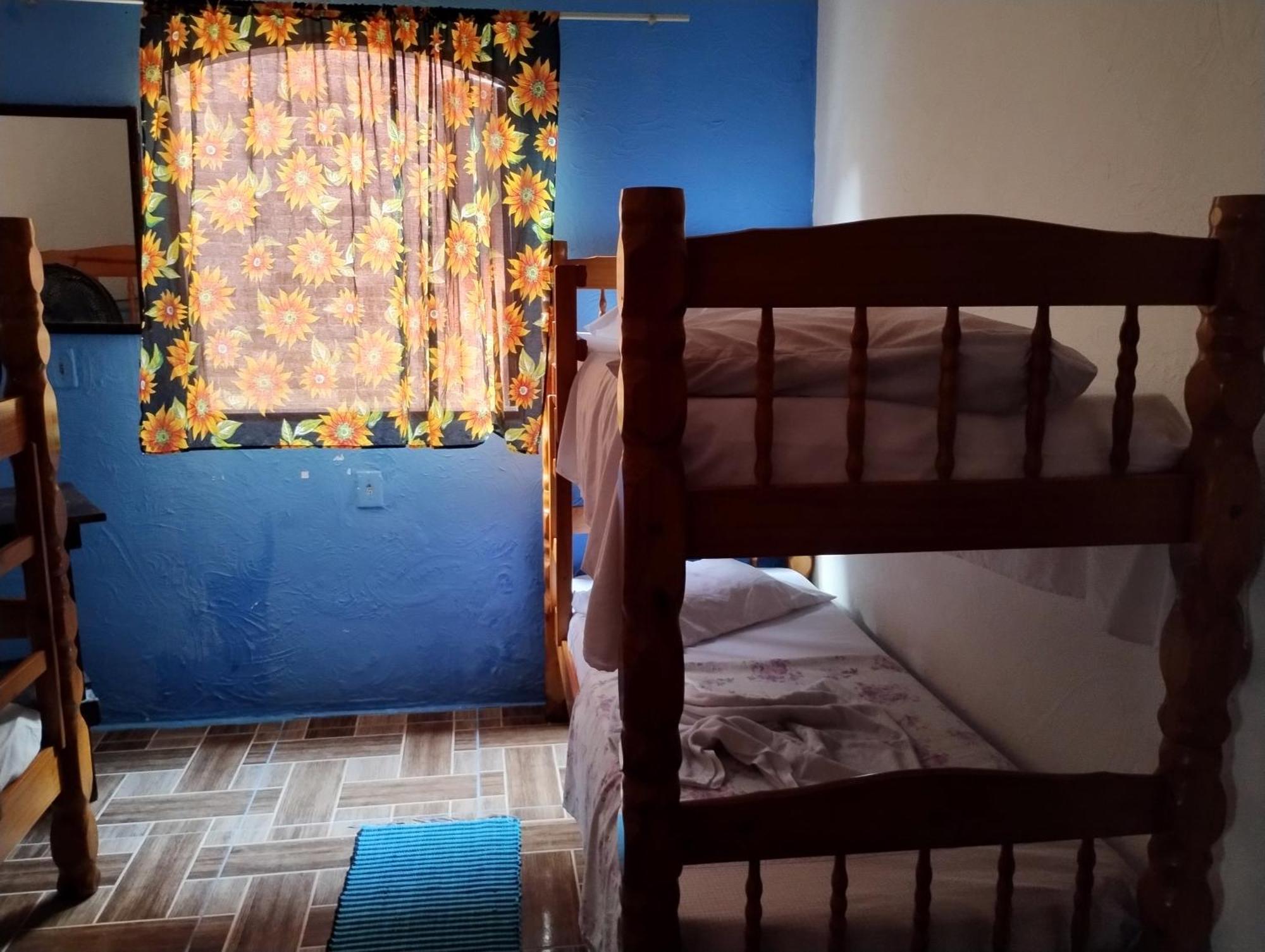 Raio De Fogo Hostal Parati