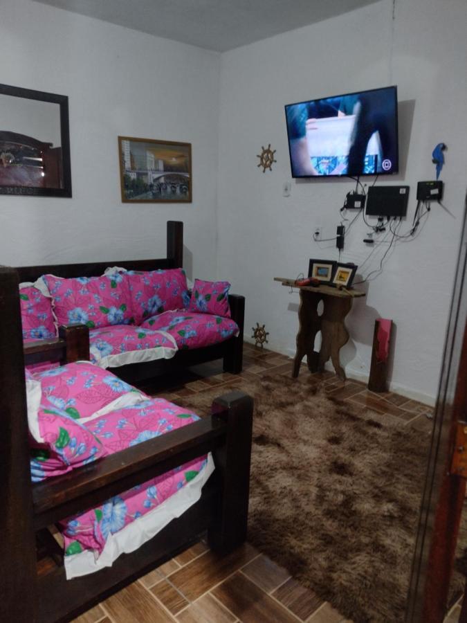 Raio De Fogo Hostel *
